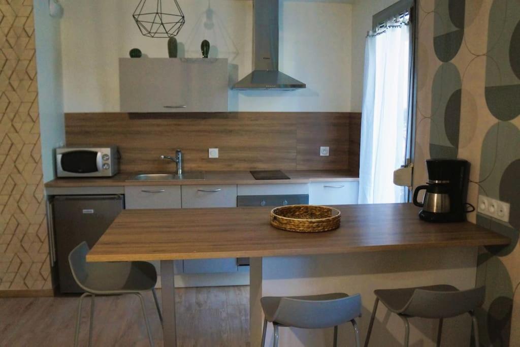 Studio Climatise Et Spacieux Situe Pres Des Parcs Vichy Extérieur photo